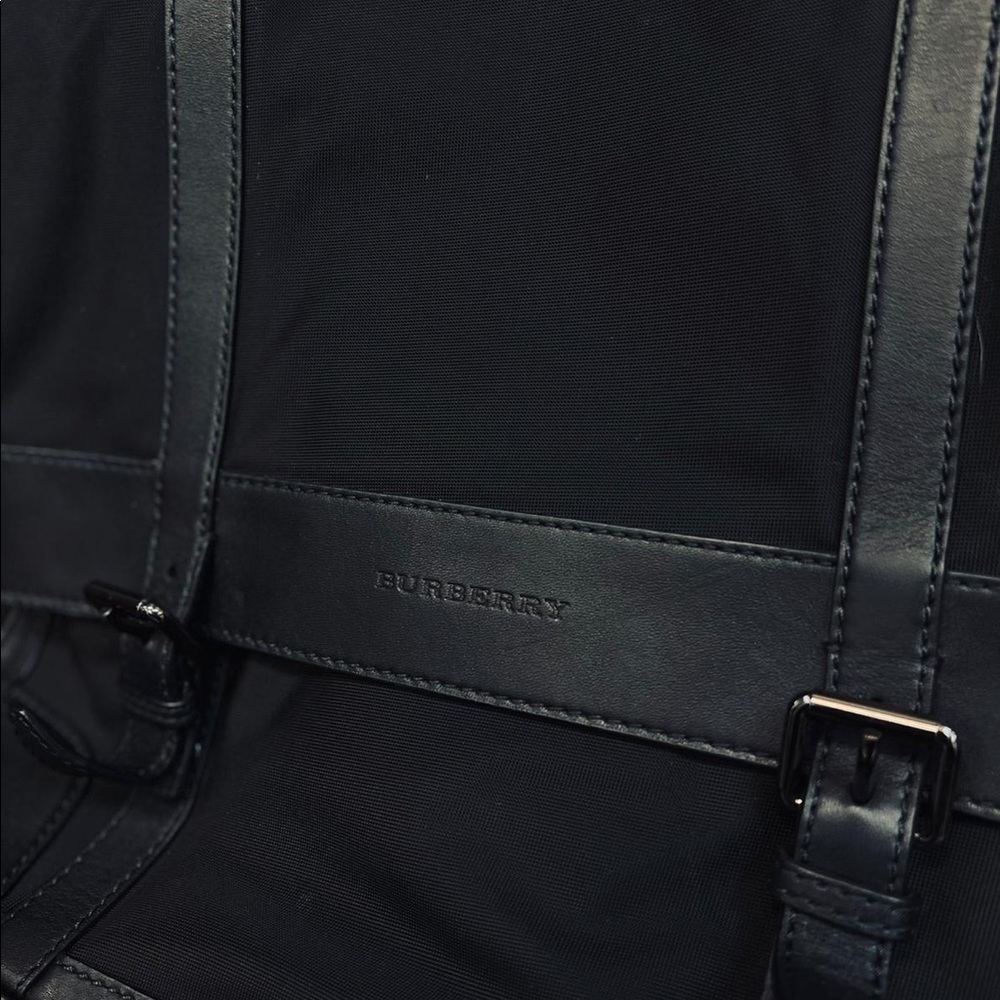 Black Burberry messenger bag - Picture 6 of 6